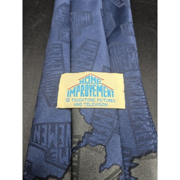 Vintage Home Improvement WILSON Neck Tie 90's Tim Allen Tool Time Novelty USA - Picture 3 of 5
